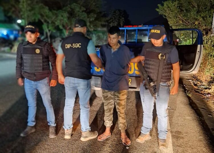 Pandillero salvadoreño expulsado de Guatemala