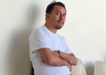 Mandan a prisión a conductor que arrastró por 4 kilómetros a un motociclista