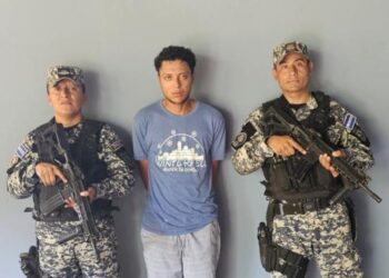 Cae ladrón que hurtaba pertenencias de vehículos en La Unión