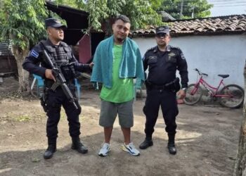 Capturan al conductor de la rastra responsable de accidente en La Reina, Chalatenango