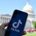 Donald Trump firma orden ejecutiva para que TikTok siga funcionando en EEUU