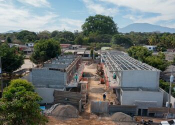Continúan trabajos de reconstrucción del centro escolar Santa Leonor de Santa Ana