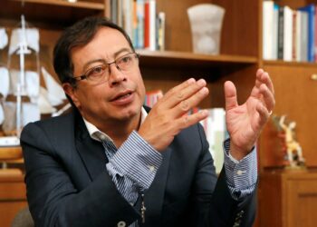 Colombia impone 25 % de aranceles “espejo” a EEUU como respuesta a suspensión de Visas