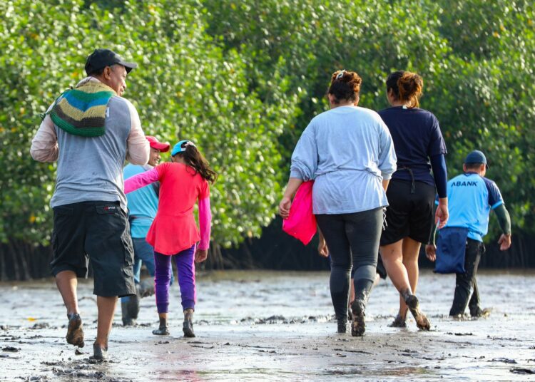Ministro Rolando Castro insta a erradicar el trabajo infantil en El Salvador