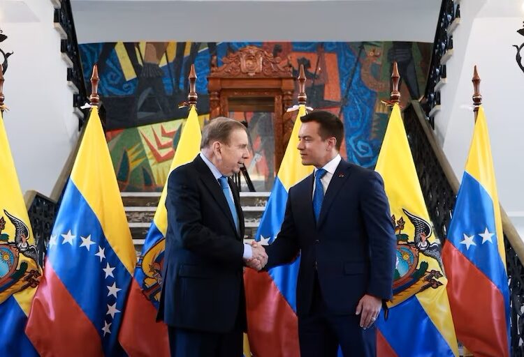 Hasta 250,000 barriles de petróleo ofrece Ecuador a países que no deseen comprar petróleo a Venezuela