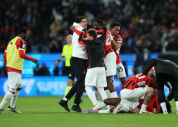 En una loca final, Milan remontó a Inter y fue campeón de Supercopa