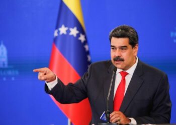 Venezuela “se prepara para la lucha armada”, dice Maduro