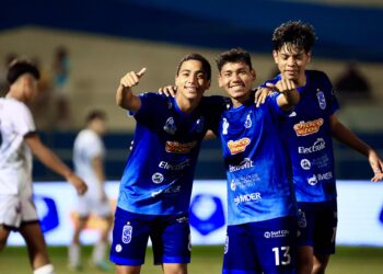 Los capitalinos siguen en el primer lugar de la LNF