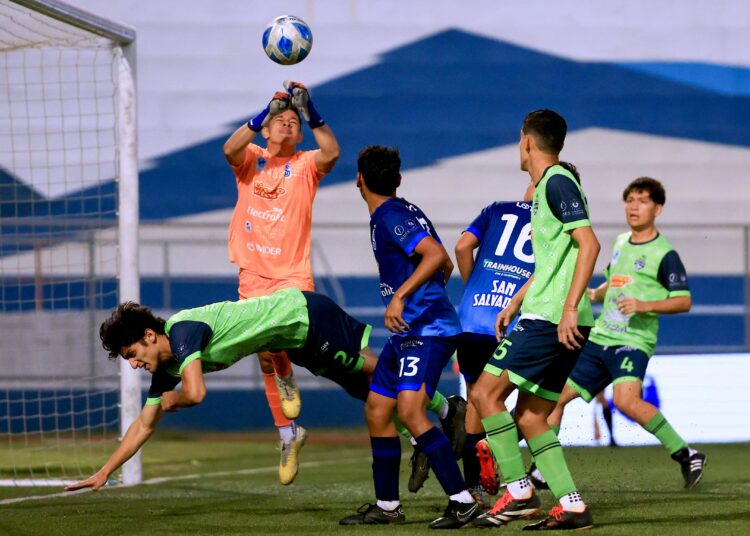 Santa Tecla ganó y escaló a la segunda casilla de la LNF