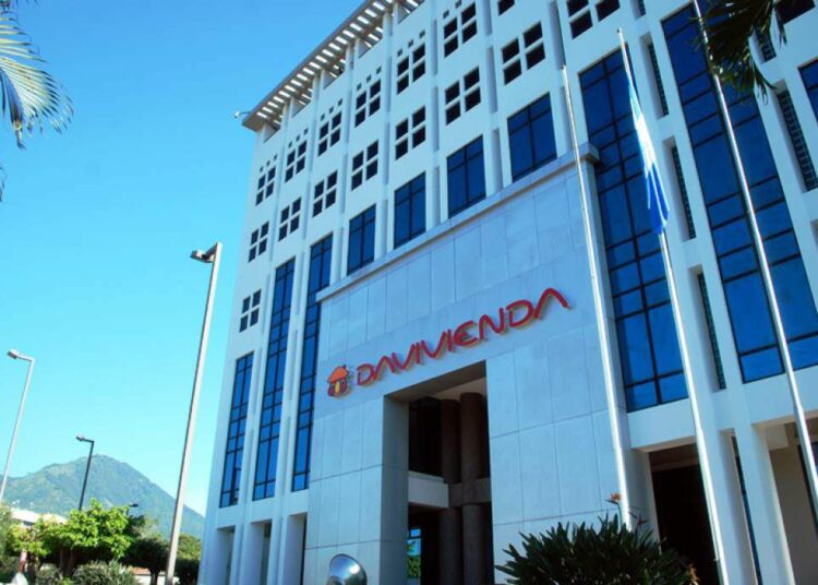 Banco en el país es favorecido por la mejora en calificación de riesgo otorgada a El Salvador