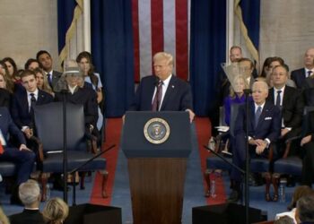 Trump asegura que «recuperará» el Canal de Panamá