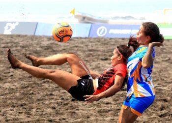 Orgullosas de representar a El Salvador en la Beach Soccer Stars 2024