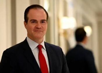 Enviado especial de la Casa Blanca, Claver Carone asegura que El Salvador se ha convertido en factor importante de seguridad