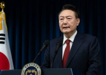 El presidente destituido de Corea del Sur, Yoon Suk-yeol, se negó a declarar en el interrogatorio tras ser arrestado