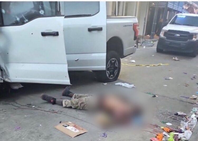 Identifican al responsable del atropello masivo en Nueva Orleans, llevaba una bandera de ISIS y el FBI cree que no actuó solo