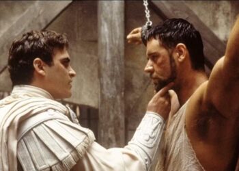 ¿Por qué Russell Crowe no grabó la icónica escena final de ‘Gladiador’? Esto reveló Ridley Scott sobre la difícil relación con el actor