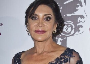 Maribel Fernández «La Pelangocha» sufre grave daño en el ojo por negligencia médica,