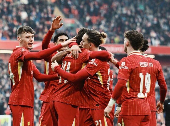 Liverpool goleó al Accrington por FA Cup