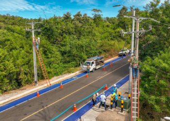 Continúa la instalación de cableado subterráneo en circuito 2 de Surf City en Punta Mango, Jucuarán