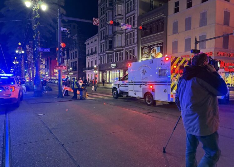 Al menos 10 personas mueren por un atropello masivo en EE.UU.