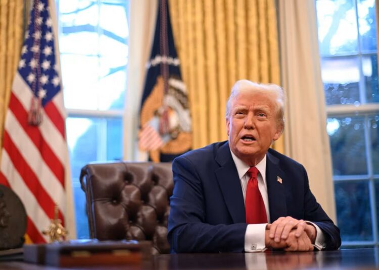 Trump inicia mandato con índice de aprobación de 47%