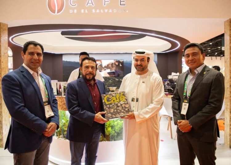 El Salvador destaca en el World of Coffee Dubái 2025 con su excelente café
