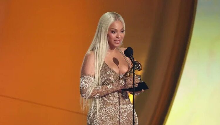 Beyoncé hizo historia en los Grammy al convertirse en la primera mujer afroamericana en ganar un premio country en 50 años