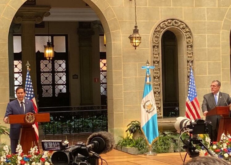 Guatemala aceptó recibir a deportados de Estados Unidos de diversas nacionalidades