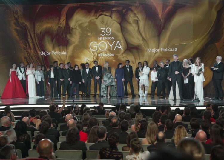 ‘El 47′ y ‘La infiltrada’ triunfan de la mano en unos Goya vestidos de Hollywood