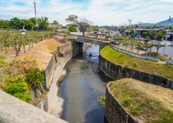 Limpieza en Quebrada El Arenal arroja 26 toneladas de basura