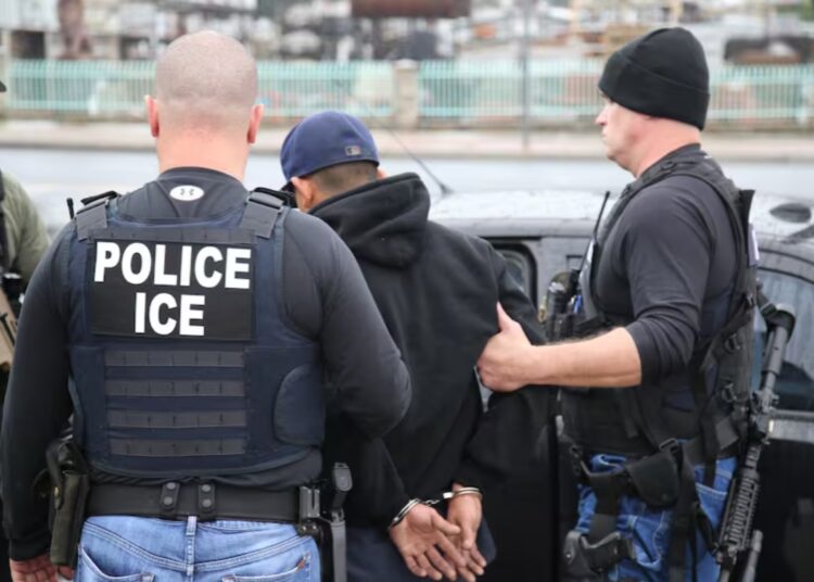 Filtran presunto plan del ICE para operativos contra migrantes en Los Ángeles