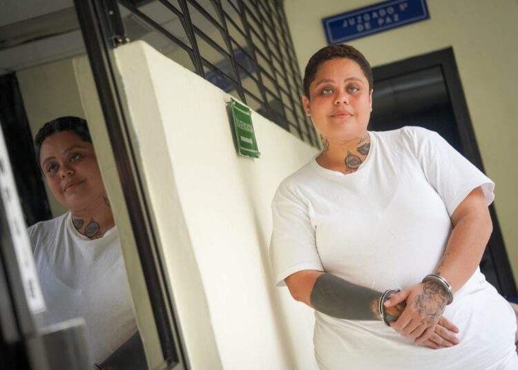 Prisión provisional mientras dure las investigaciones por trata de personas para la «Gatita» Serpas