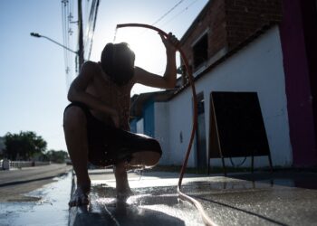 Ola de calor sofoca a Río de Janeiro previo al Carnaval