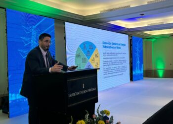 Gobierno anuncia planes para la primera planta nuclear y una estrategia de energía sostenible en el Simposio Regional de Energía 2025