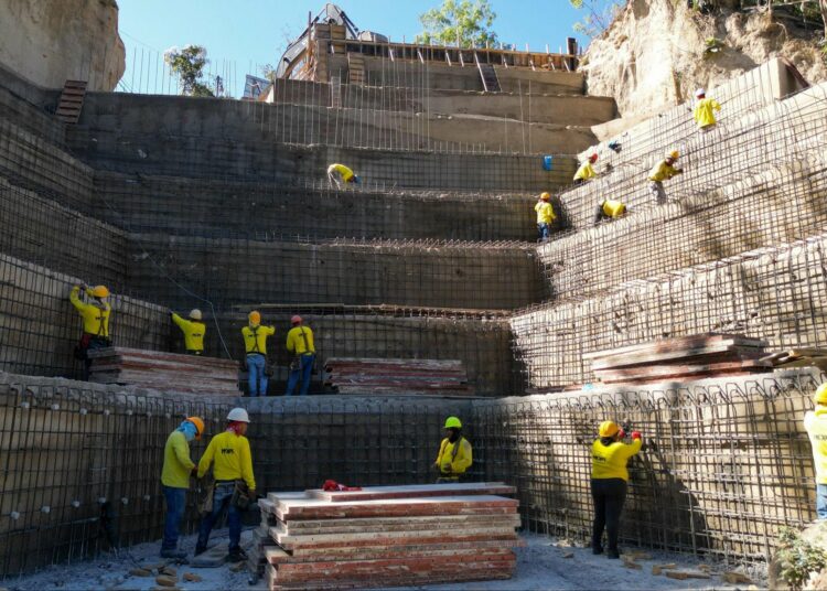 Obras Públicas refuerza trabajos en quebrada Las Pavas para prevenir riesgos en Ilopango y Tonacatepeque