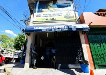 Escuelas de manejo de renombre entre las señaladas de corrupción en proceso de solicitud de licencias