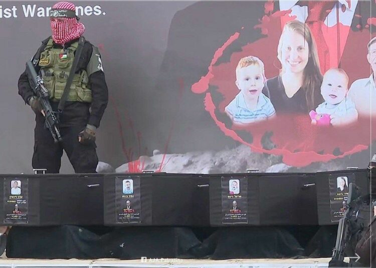 Israel: cuerpo entregado por Hamás no corresponde a rehén