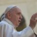 El Vaticano informó que el papa Francisco continúa con evolución favorable