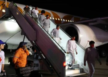 Llegaron a Venezuela 177 migrantes que estuvieron detenidos en Guantánamo