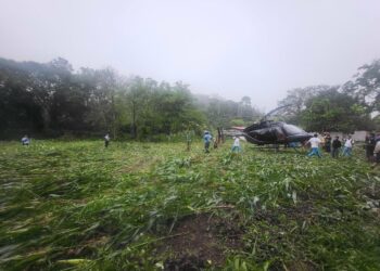 (VIDEO) Aterriza de emergencia el helicóptero donde viajaba la presidenta de Honduras