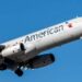 Vuelo de American Airlines interrumpe aterrizaje para evitar choque en aeropuerto de Washington