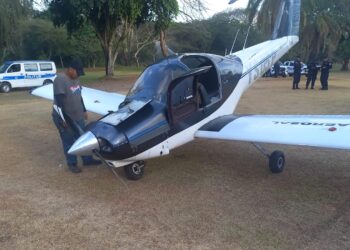 Avioneta realiza aterrizaje de emergencia en San Martín