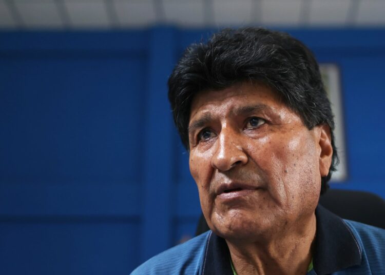 Evo Morales anunció una marcha de 100 mil seguidores a La Paz para inscribirse como candidato presidencial
