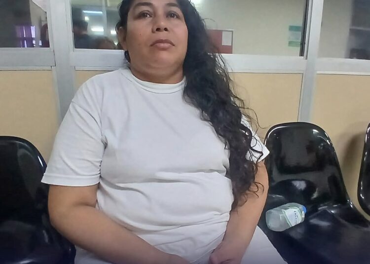 Mujer es condenada a prisión por tenencia ilegal de arma de fuego en Santa Ana