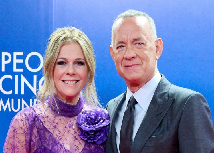 Tom Hanks y Rita Wilson donan un millón de dólares a las labores de socorro en Los Ángeles