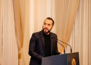 Presidente Bukele informa que Hospital Rosales lleva un 90 % de avance