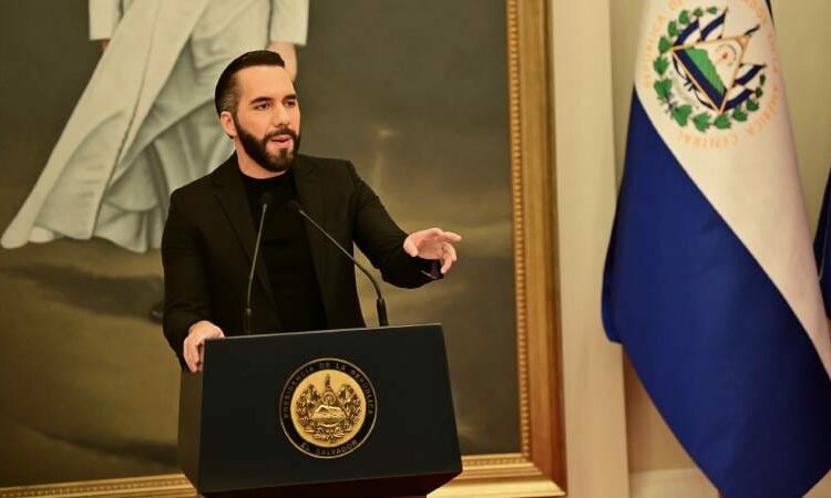 Presidente Bukele: “Es totalmente falso que el Gobierno pondrá impuestos a las remesas”