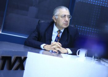 Ronal Umaña califica como “arrastrado” a exitoso empresario salvadoreño