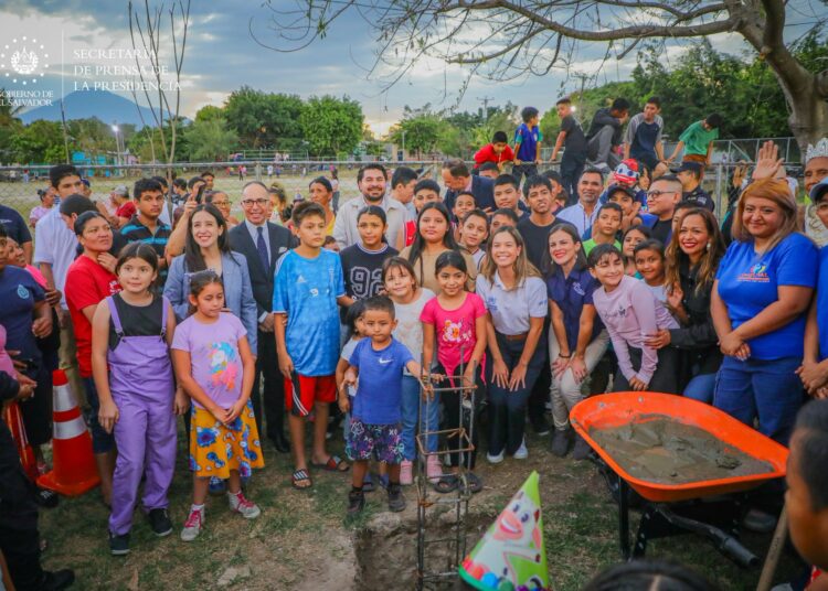 Construyen CUBO en el Distrito Italia de Apopa