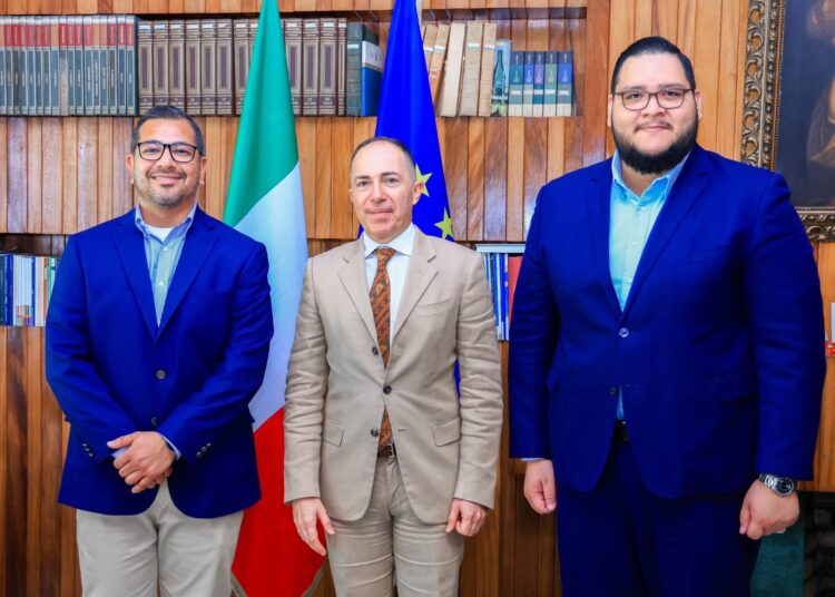 “The Hub Lab Foundation” y la Embajada de Italia en El Salvador fortalecen lazos en beneficio de jóvenes emprendedores